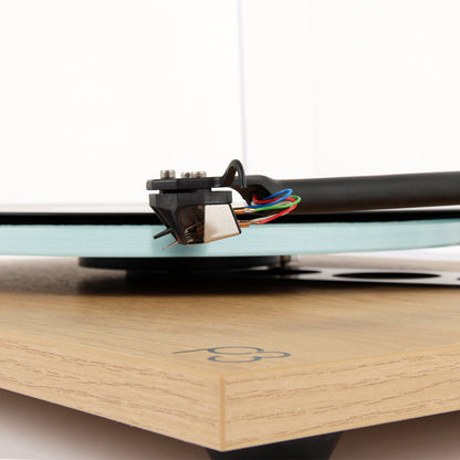Rega Planar 3 Turntable with Nd5 MM Phono Cartridge (Oak)