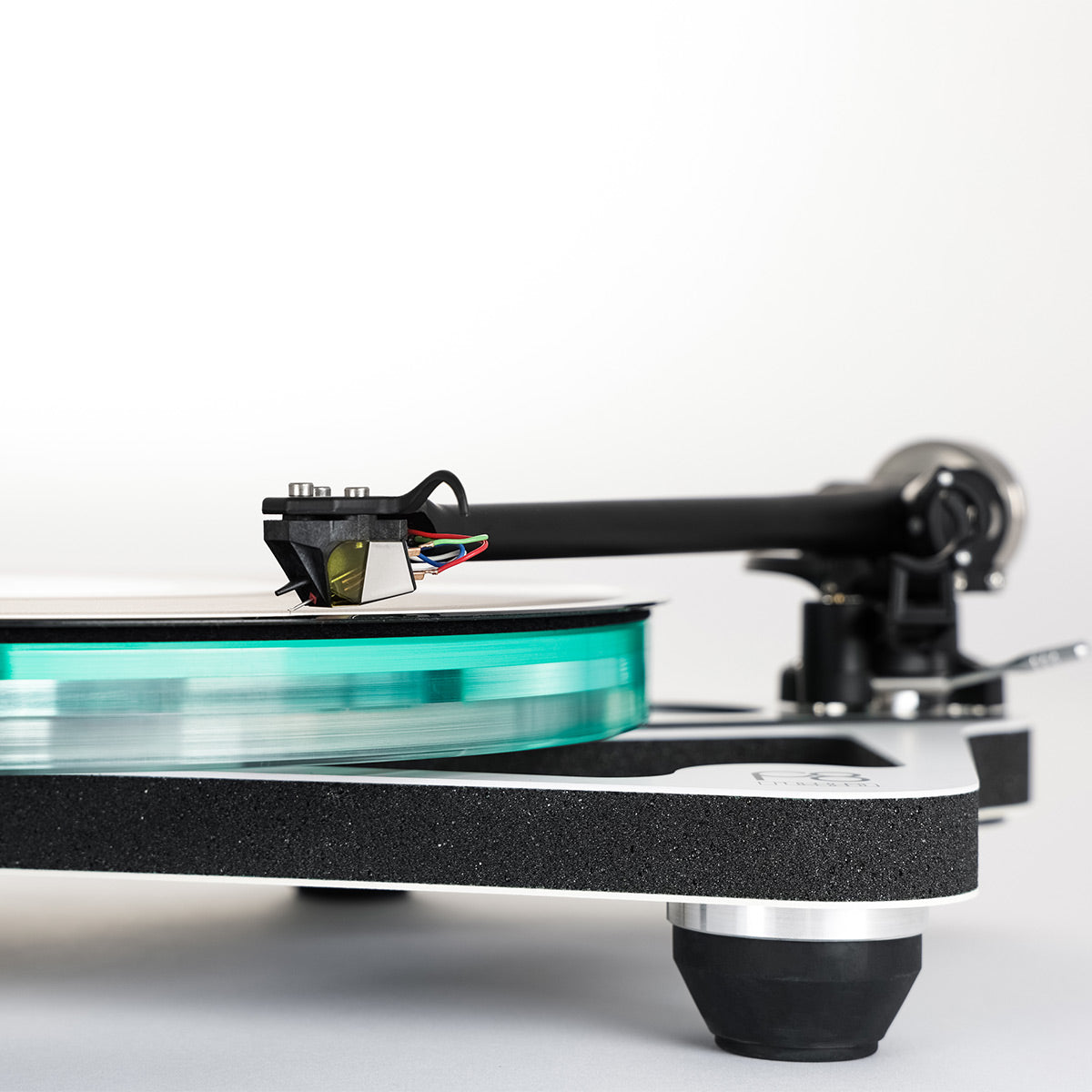 Rega Planar 8 Turntable with Nd7 MM Phono Cartridge (White)